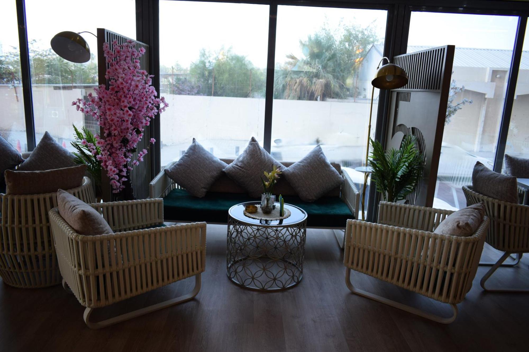 Saraya Corniche Готель 5*