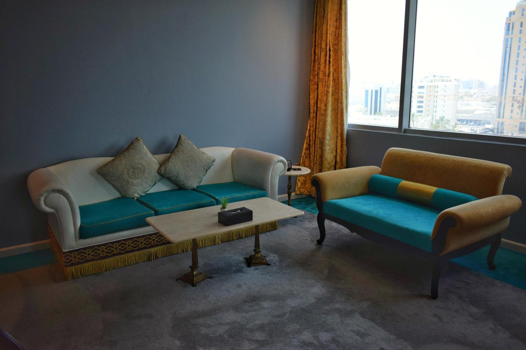 Saraya Corniche